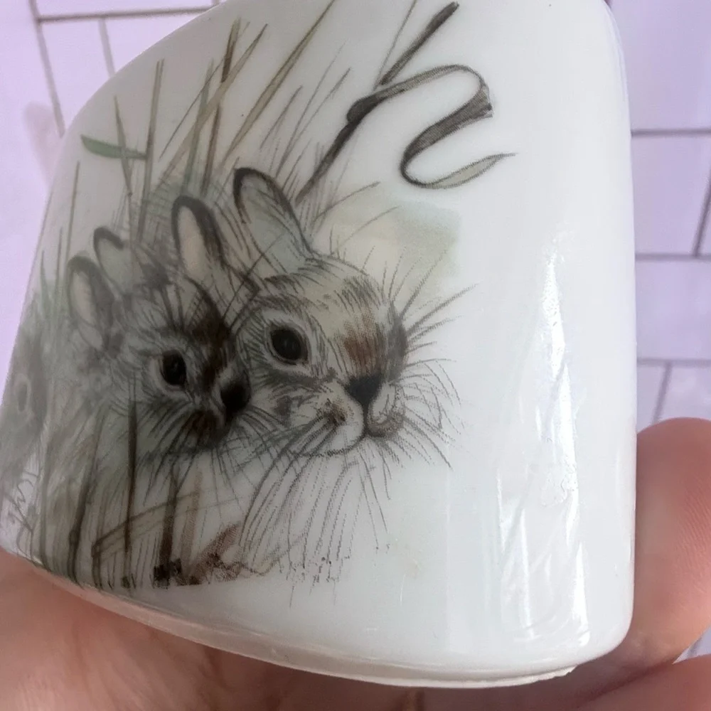 Enesco Mary Mugg Porcelain Rabbit Motif Oval Container 1978 tooth brush